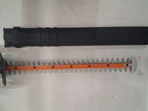 WORX CORDLESS HEDGE TRIMMER *TOOL ONLY* - 24" - 40V - BLACK/ORANGE (MODEL: WG284.9) image 7