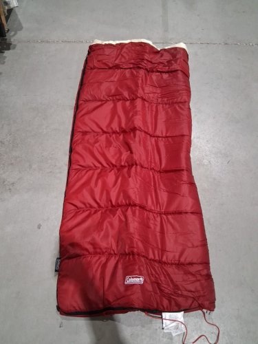 Coleman Palmetto Cool Weather Sleeping Bag, Right Side Zipper (-1°C) 33" x 75" - Red - (model:2205608) image 3