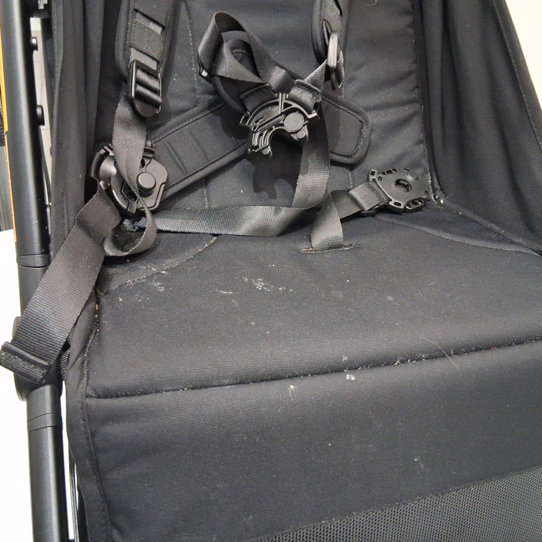 UPPAbaby Minu V3 Travel Stroller - Jake Charcoal (model:‎ 0803-MIN-NA-JKE) image 5