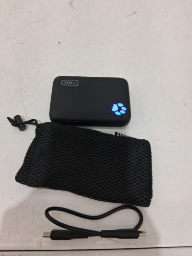 INIU MAGPRO MAGNETIC POWER BANK - 7.5W MAX WIRELESS, 20W MAX WIRED - 10000MAH - BLACK (MODEL: BI-B43) image 3