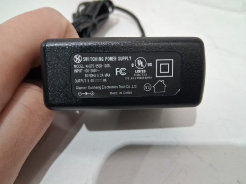 Power Supply Adapter - 100V to 240V / 50/60Hz - Black (Model: XH075-0500-1000L) image 4