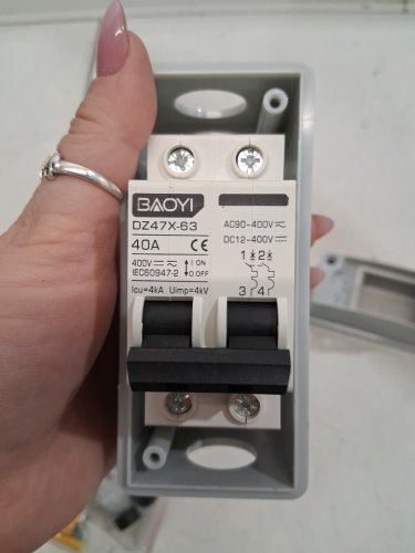 BAOYI SOLAR PANEL DISCONNECT SWITCH WITH COVER - 40A  AC 90-400V DC 12-400V - WHITE (MODEL: dz47x-63) image 2