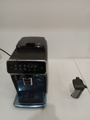 PHILIPS 3200 SERIES LATTEGO FULLY AUTOMATIC ESPRESSO MACHINE WITH BUILT-IN GRINDER & MILK FROTHER - BLACK (MODEL: EP3241/54) image 4