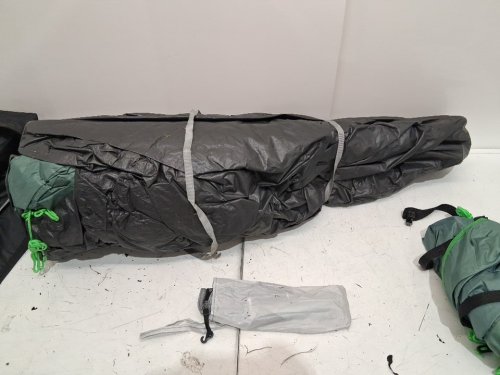 Amazon Basics Instant Camping Tent with Rainfly - 6 person - green/white (model : ‎AMZ-100968) image 6