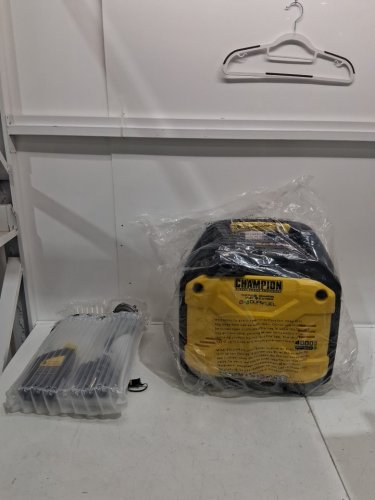Champion Dual Fuel Inverter Generator with CO Shield and ez start dial - 3300w running/ 4000w starting - yellow/black (model: 201567) image 4
