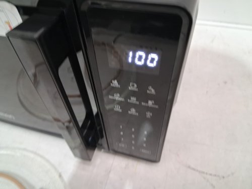 CHEFMAN Countertop Microwave Oven - 0.7 CU.FT./20L - Black (Model: RJ55-7-V2-CA) image 3