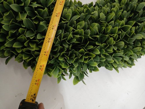 Boxwood entryway door hung Wreath - 22" - green image 3