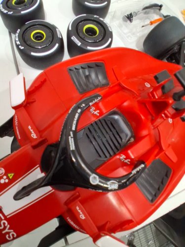Maisto Tech RC F1 Ferrari SF-23 remote control vehicle - 1:25 - red (model:82357) image 7