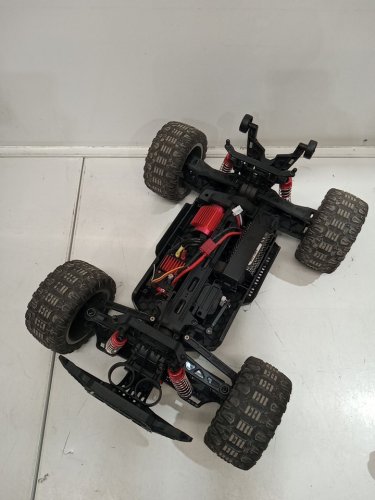 deerc all terrain Brushless rc monster truck - 1:10 scale - 60km/h 4wd - 2.4ghx - black - (model:209e) image 20