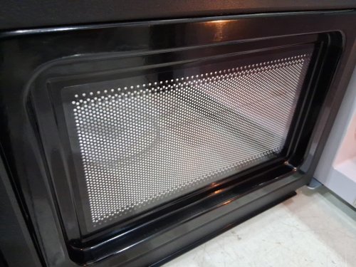 black and decker stainless steel microwave - 700W - 0.7 cuft - black/silver (model: em720cB7-P/CA) image 5