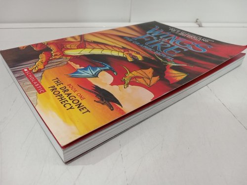 (Paperback) Wings of Fire: The Dragonet Prophecy Graphic Novel (Book #1) by Tui T. Sutherland with Art by Mike Holmes image 4