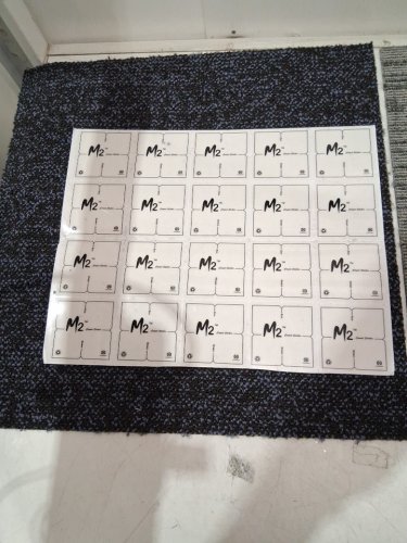 24PC VEVOR Carpet Tiles Reusable Modular Carpet Square Rug - 20" X 20" EACH PANEL - MULTICOLOR image 4