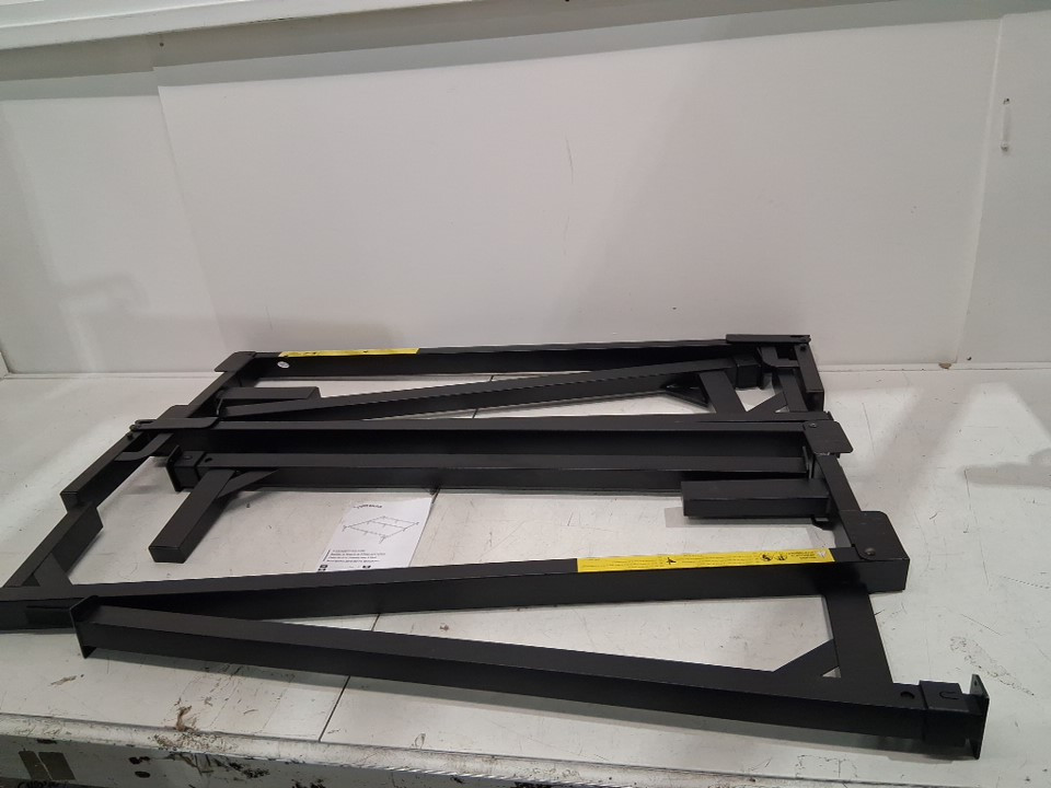 AMAZON BASICS 9-LEG SUPPORT METAL BED FRAME - Queen 7"- BLACK (MODEL: B07D4Bd47f) image 4