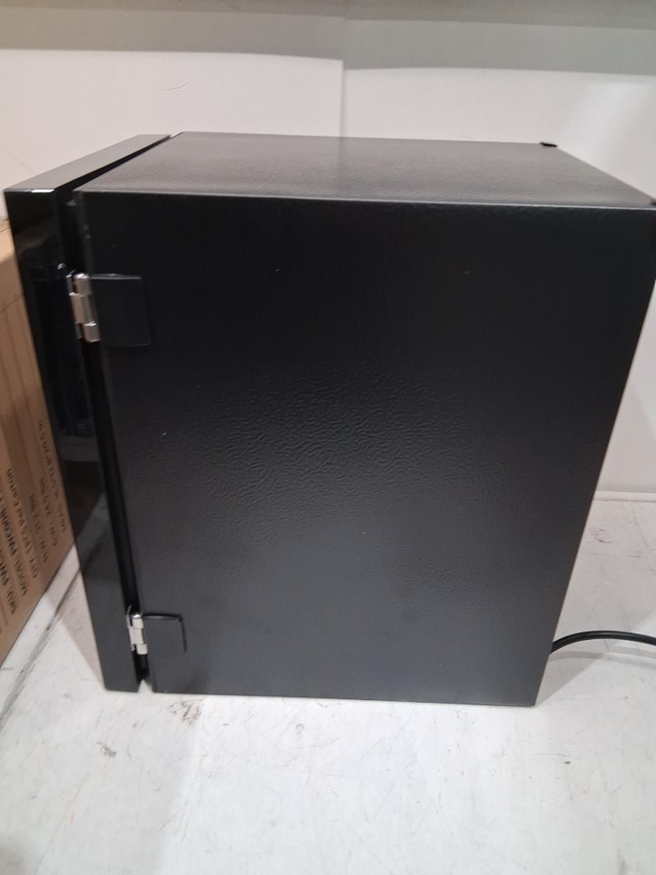 EUHOMY Beverage Refrigerator Cooler with 40°F-61°F Digital Temperature Control- 18L holds 25 cans -black-(model:fwc008-11bl-caeh/‎ WC-6B) image 5