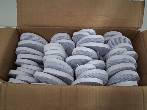 24pr flip flops for wedding guests - includes size cards & drawstring bags - 4 sizes - white image 4