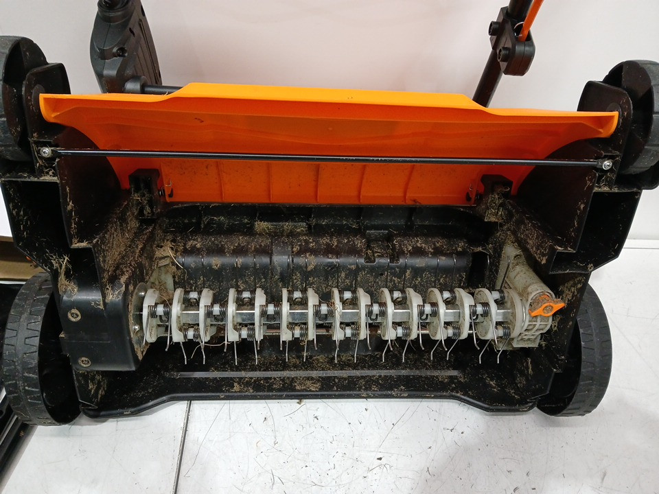LawnMaster Electric Dethatcher & Scarifier - 16" - Black/Orange (Model: GVB1316) image 9