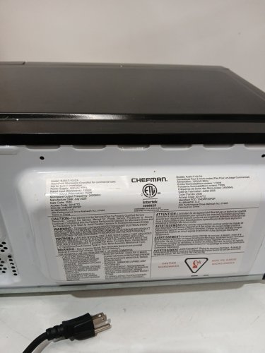 CHEFMAN Countertop Microwave Oven WITH CHILD SAFETY LOCK - 0.7 CU.FT / 20L - Black (Model: RJ55-7-V2-CA) image 3