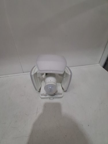 LUTEC MOTION ACTIVATED SOLAR SECURITY LED FLOOD LIGHT - 5000K - 3000LM - WHITE (MODEL: 1937995) image 2
