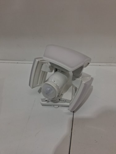 LUTEC MOTION ACTIVATED SOLAR SECURITY LED FLOOD LIGHT - 5000K - 3000LM - WHITE (MODEL: 1937995) image 2