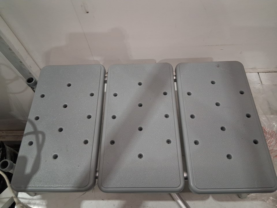 MEDLINE GUARDIAN bathtub TRANSFER BENCH WITH BACK support & suction feet - 400lbs capacity - GREY (MODEL: G3-100KBX1) image 11