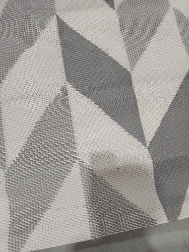 LARGE OUTDOOR GEOMETRIC AREA RUG - 7.6FT X 5FT - GREY/WHITE image 3