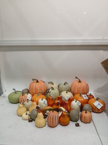 35PC+ ASSORTED FALL STYLE FILLER DECOR - PUMPKINS, ACORNS, PINECONES AND MORE - VARIOUS SIZES image 2