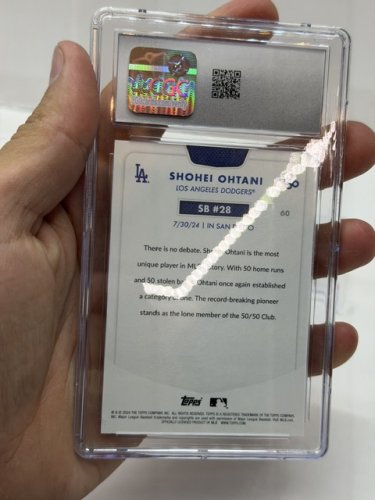 CGC GRADED 8 NM/MINT (2024) TOPPS 50/50 SHOHEI OHTANI #60 image 2