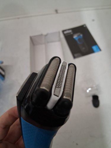 BRAUN SERIES S3 PROSKIN MEN'S ELECTRIC FOIL SHAVER / RECHARGEABLE ELECTRIC RAZOR, WET & DRY - BLUE (MODEL: 3040S 5416) image 3