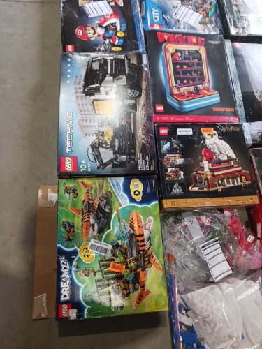 10+ ASSORTED LEGO SETS - HARRY POTTER /mario  + MORE image 4