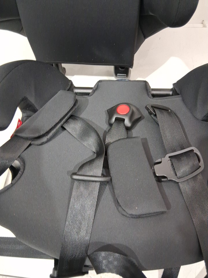 GRACO C20 TRANZITIONS 3-IN-1 HARNESS BOOSTER CAR SEAT - 100LBS CAP - BLACK (MODEL: 2035724) image 4