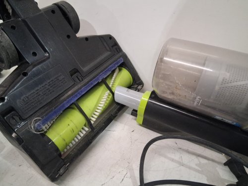 bissell pet hair eraser slim corded multi-surface vacuum cleaner - green/black (model: 2897c) image 4
