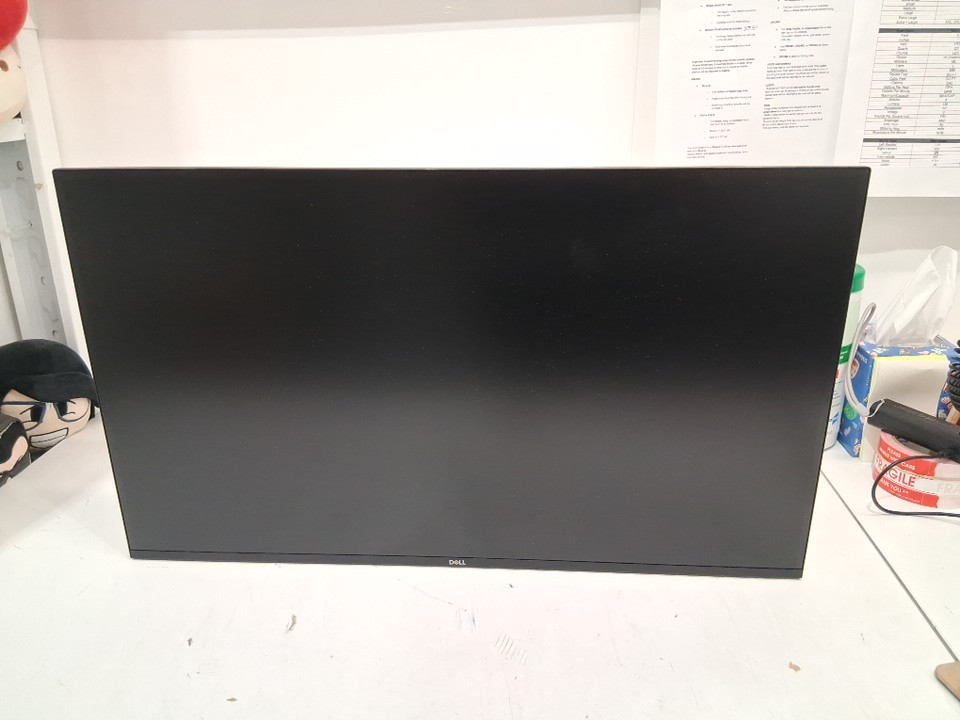 Dell 27 Plus QHD USB-C Monitor with built in speakers - 16:9 RATIO - 144hz REFRESH RATE - 27" SCREEN - ASH WHITE (MODEL: S2725DC) image 10