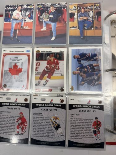 1300+ APPROX ASSSTD 1991/92/93 NHL UPPER DECK HOCKEY CARDS IN ENGLISH AND FRENCH VERSIONS image 28