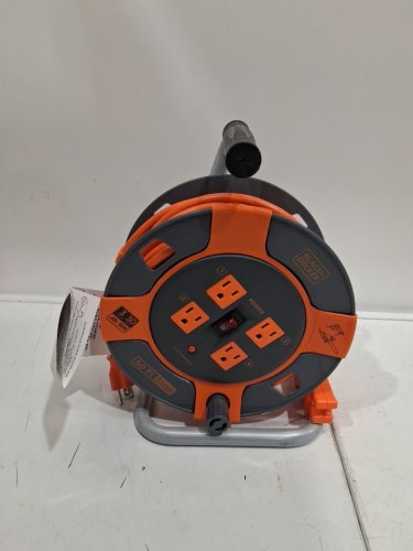 black+decker Retractable Extension Cord Reel with 4 Outlets & Heavy Duty 14AWG SJTW Cable- 50FT (MODEL-	‎227259 / bdxpa0062) image 3