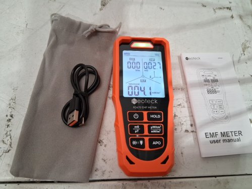 3-in-1 Neoteck EMF Meter for Electric, Magnetic and RF Radiation with Tri-Axis Detection, WiFi/Microwave Identification, 3-Colour Alarm, Backlit Display & Rechargeable Battery - ORANGE (model: RD670) image 3