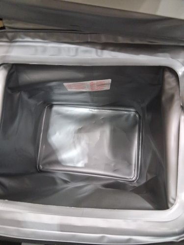 KOOLATRON SOFT BAG ICELESS PORTABLE TRAVEL COOLER BAG WITH SHOULDER STRAP- 12V - 13L/14QT - BLACK/GREY (MODEL: D13) image 4