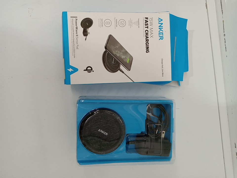 Anker Powerwave II sense pad fast wireless charger - 15W - black (model: B2519) image 5