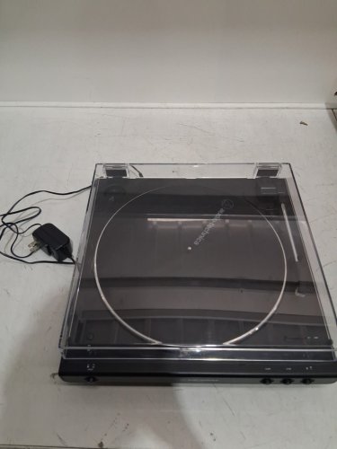 AUDIO-TECHNICA FULLY AUTOMATIC BELT-DRIVE STEREO TURNTABLE with bluetooth connection and usb - Black (model: at-lp60xbt) image 5