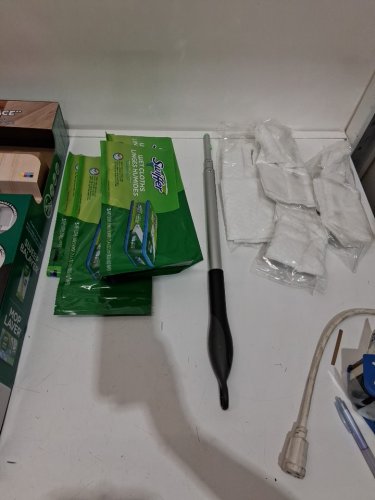 Swiffer Pro Sweep + Mop Starter Kit with Dry sweeping & Wet mopping cloths - green/black (model: 2842580) image 4