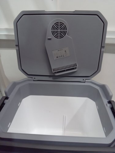 GarveeTech Electric Cooler & Warmer Portable Car Refridgerator - 33L - Grey (Model: CBP-33L-A) image 6