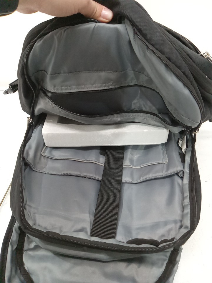 Targus Voyager II Travel and Commuter Business Backpack - 17.3" - 27.5l - black (model:TSB953GL) image 5