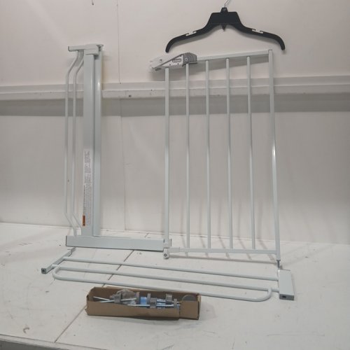 REGALO EASY STEP SAFETY GATE - 29"- 38.5" - WHITE (MODEL : 1160-DS) image 3