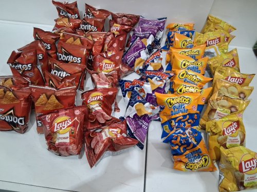 51PK Frito-lay lay's mixed chips variety pack - 28G EACH - Lay's, Doritos, Ruffles, Cheetos image 3