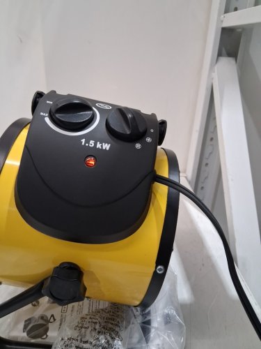 DuraHeat Forced Air Heater - up to 250sq.ft - 120v 1500w - black / yellow (model: EUH1500) image 4