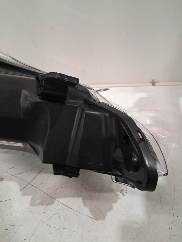 Silscvtt Left Driver Side Headlight Halogen Type Bumper w/o DRL Type Headlamp - FITMENT FOR 2019 - 2022 CHEVY SPARK - CLEAR (MODEL: F8-024399) image 10