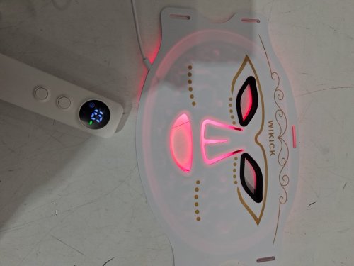 wikick led Red Light Therapy Mask for Face Wrinkles - OSFM - white/ gold image 5