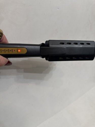 HAIR CRIMPER IRON FOR WAVES, HEATS UP TO 220 - 2" - BLACK image 4