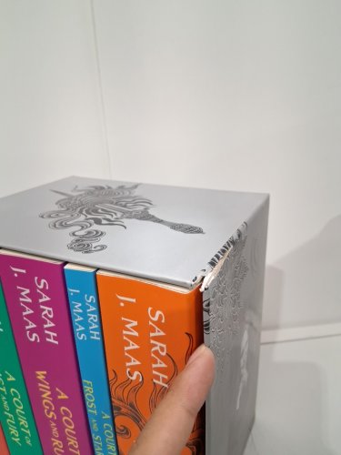 (PAPERBACK) 5PC A Court of Thorns and Roses BOOK Series box set - BOOKS 1 TO 5 by Sarah J. Maas image 3
