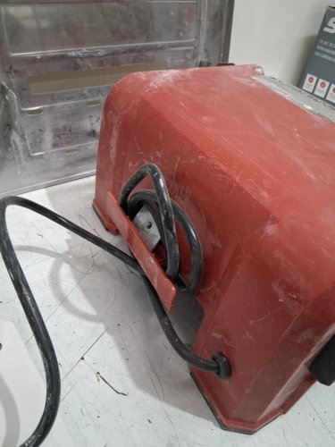 skil wet tile saw with hydrolock system & 7" blade - fits tiles up to 18" x 18" - red (model: 3550-02) image 13