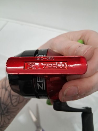 Zebco 101 Spincast Reel - size 20 - red image 4